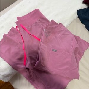 Figs Women's Mauve Sleepwear Set